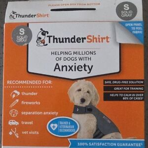 Thundershirt Solid Gray Calming Vest for Dogs (Small)